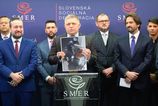Medzi ludmi co sa chopili pomsty Roberta Fica