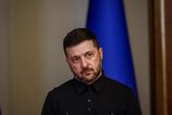 Volodymyr Zelenskyj tlaci na urychlenie dodavok obrnanych systemov