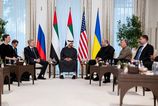 Ukrajinci Americania a Rusi budu pokracovat v rokovaniach o mieri uz vo februari