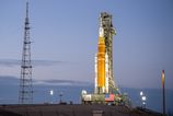 NASA uspesne dokonila klucovy test tankovania megarakety SLS cim otvorila cestu pre marcovy start misie Artemis II