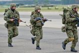 Slovenski vojaci sa vraciaju z Iraku NATO ich stiahlo z misie kvoli zhorsenej bezpecnostnej situacii