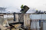 tragedia v mirkovciach ma dalsiu obet v nemocnici zomrelo dvojrocne dievcatko lekari bojuju o zivot rocneho chlapca