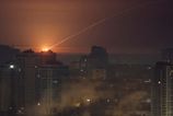 Rusko v noci vypustilo na Ukrajinu viac ako 300 dronov Utoky zasiahli pristavy aj obytn domy