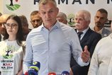 Volby 2026 Roman Malatinec kandiduje za Huliakovcov Pustil sa do zupana Luntera ktoreho nedavno zastupoval