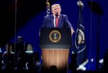 USA podla Trumpa zazivaju najjasnejsie casy Kritikov oznail za komunistov a varoval pred ohavnou hrozbou v krajine