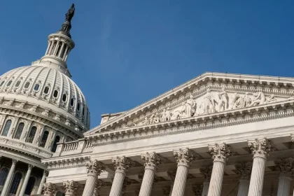Americké úrady obvinili ruských agentov z plánovania vraždy kritika Kremľa v USA