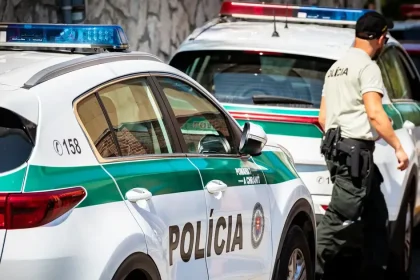 Anonymný e-mail vyvolal poplach na prešovskej ZŠ Kúpeľná, zasahujú záchranné zložky