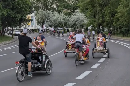 Bratislavčan spája opravu bicyklov s umením, Cyklokuchyňa má 15 rokov