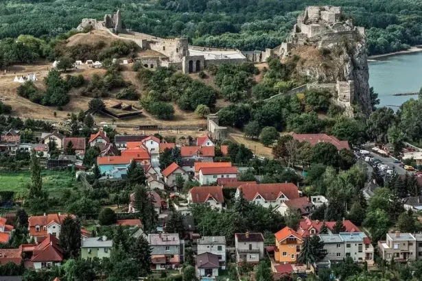 Devín: Dlh bude v apríli 2027 nevymožiteľný, konsolidácia sa končí