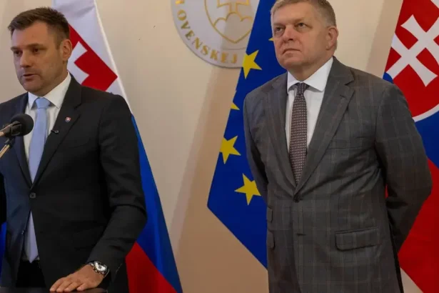 Fico o odvolaní Tarabu: nechcem to urobiť, ale musím. Premiér avizuje vážne rozhodnutia