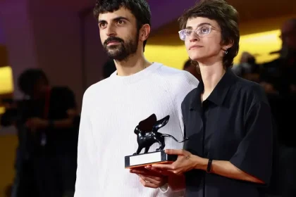 Izraelská armáda preveruje tvorcov filmu NAZA o vojne v Gaze, petícia za podporu
