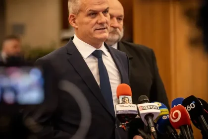 Nepočujúci môžu získať zbrojné preukazy E a F, novela schválená