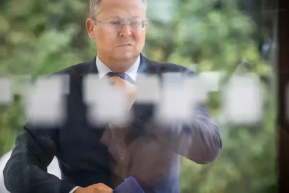 Opozícia hovorí o ústavnej kríze. Čo hrozí, keď vláda nepredloží vyrovnaný rozpočet