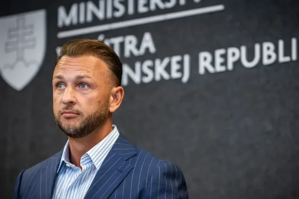 Opozícia neuspela ani s odvolávaním Matúša Šutaja Eštoka, parlament nebol uznášaniaschopný