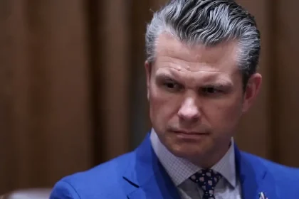 Pentagón chystá výrazné škrty vo vojenskom velení. Hegseth môže zrušiť pätinu pozícií