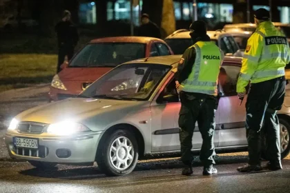 Pokuta policajtom sa už nebude platiť v hotovosti, pripravujú sa zmeny