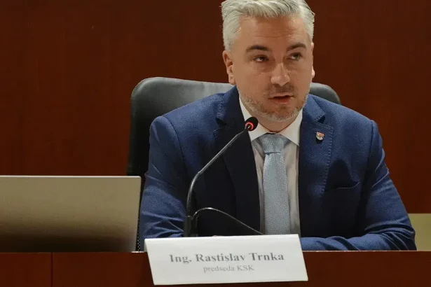 Polícia odmieta obvinenia Trnku, pri doručení obžaloby postupovala zákonne