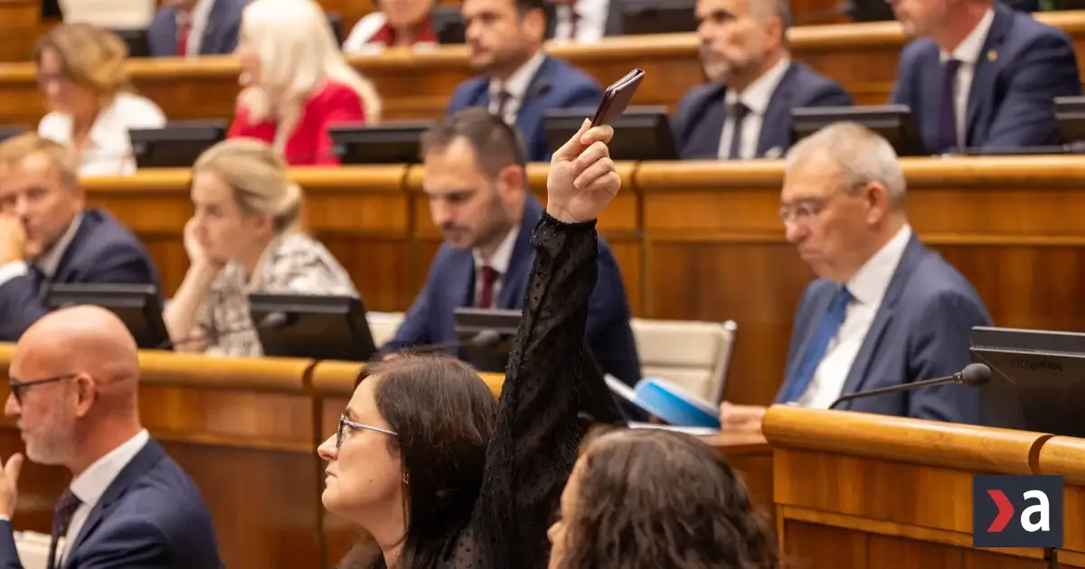 Poslanci NR SR otvorili štvrtý rokovací deň, téma: zmeny v zákone o prevencii kriminality