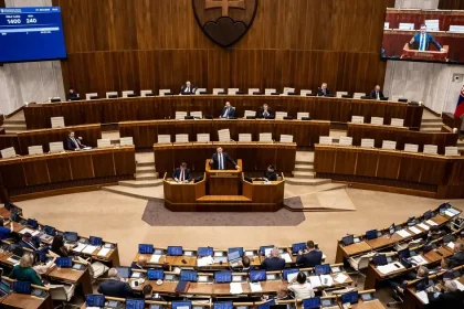 Poslanci pokračujú v debate o Vízií Slovensko 2040 a súčasných výzvach krajiny