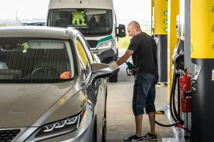 Pripravte sa na najhoršie: Ceny palív lámu rekordy, takto to zasiahne peňaženky