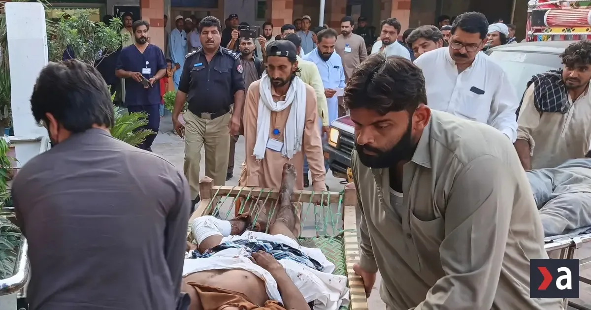 Samovražedný útok v Pakistane: 11 mŕtvych pri policajnej stanici