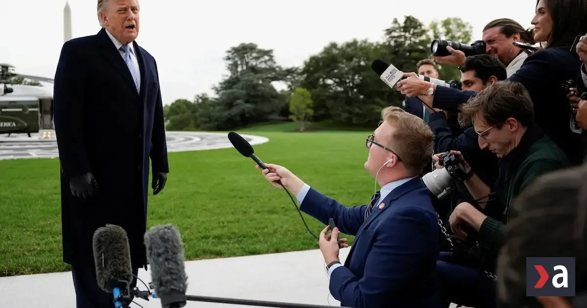 Sudca zrušil Trumpov zákaz pre novinárov, postavila sa proti nemu aj Fox News