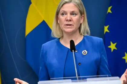 Švédsko čelí výmene vlády, zostavením kabinetu poverili líderku opozície Anderssonovú