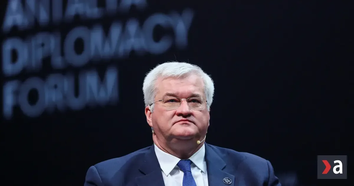 Sybiha ostro kritizuje zrušenie sankcií pre Usmanova a Fridmana
