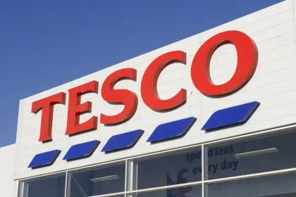 Tesco je bližšie k odchodu zo Slovenska. Poznáme konkrétnych záujemcov o jeho kúpu