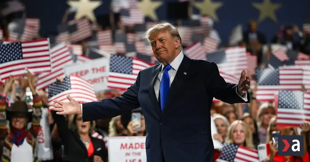 Trump zaútočil na novinárov: reportérov CNN označil za zradcov a bláznov