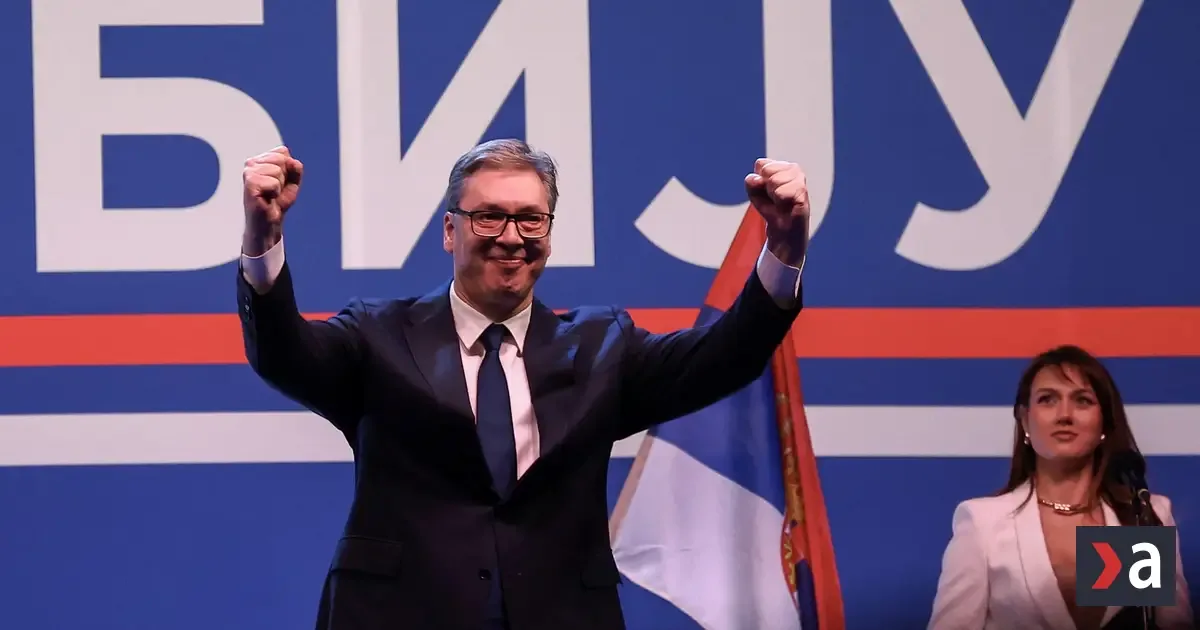 Vučič po desaťročí pri moci oznámil odchod z funkcie prezidenta