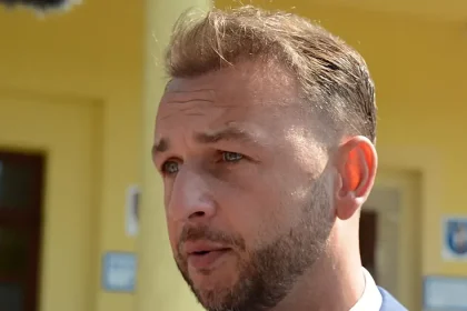 Vyhrážky bombami otriasli vrcholom štátu. Raši a Šutaj Eštok o prekročenej hranici