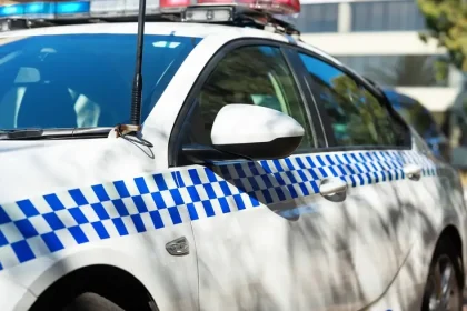 Austrálsku poslankyňu vážne zranil vodič, polícia vyšetruje možný útok