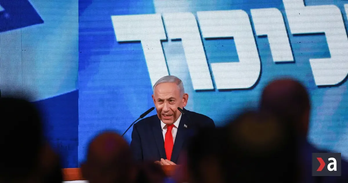 Exit poll v Izraeli: Netanjahuov tábor má 59 kresiel, chýbajú mu dva