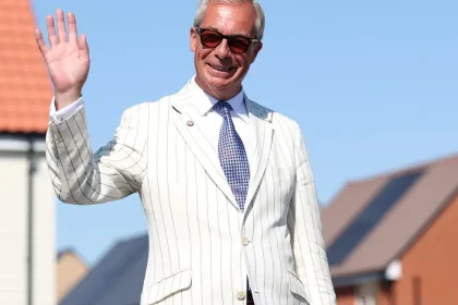 Farage navrhuje päťročné moratórium na azyl v Británii