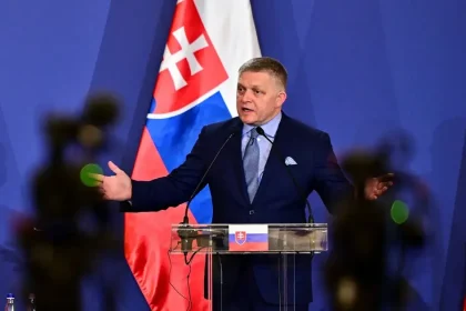 Fico pre virózu vynechá oslavy na Dukle, chystá sa na míting v Srbsku