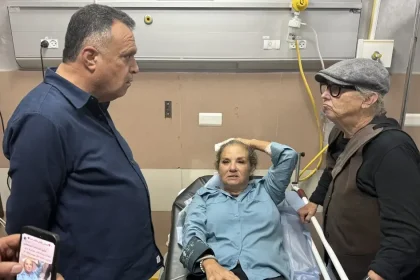 Izrael prepustil podozrivých z útokov na americkú fotografku a francúzskeho starostu