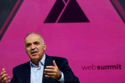 Kasparov: Zahraničné tajné služby ma varovali pred hrozbou