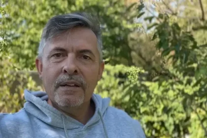 Lukáš Machala mal skončiť vo verejných funkciách, no v jednej stále pôsobí