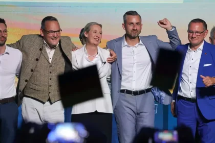 Masívny kybernetický útok na nemeckú AfD: Hackeri ukradli viac ako 400-tisíc e-mailov