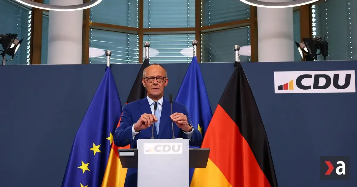Merzova koalícia sa snaží odvrátiť krízu. AfD medzitým láme rekordy v prieskumoch
