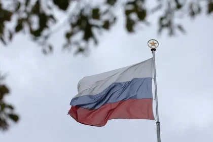 Moskva hrozí Kyjevu masívnymi útokmi, diplomatov vyzýva opustiť mesto