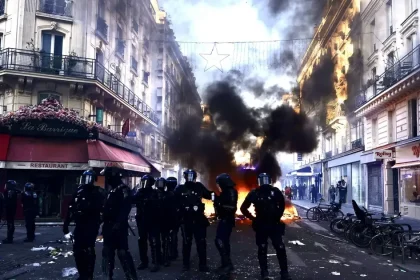 Paríž nasadí bezpečnostné zložky aj armádu počas sobotňajších protestov
