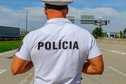 Policajná inšpekcia obvinila šéfa cudzineckej polície v Košiciach