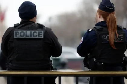 Polícia zadržala mladistvého po streľbe v škole v južnom Francúzsku