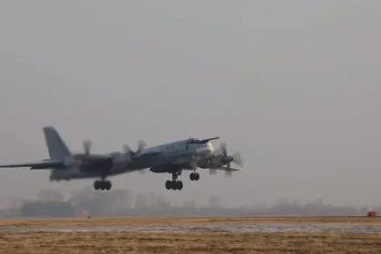 Pri páde ruského Tu-95 zahynuli traja dôstojníci zodpovední za zločiny