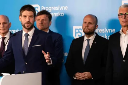 PS a Demokrati spájajú sily pred komunálnymi voľbami, v troch mestách ustúpili kandidáti