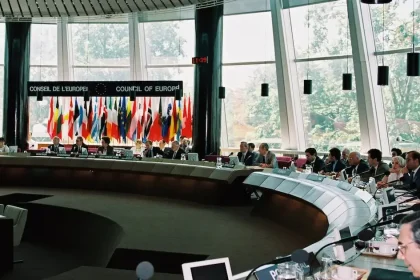 Rada Európy neuznala ruské voľby: Štátna duma je nelegitímna