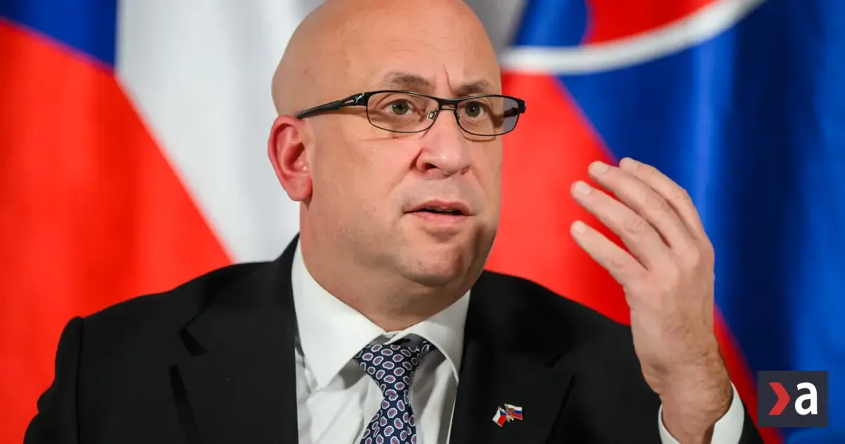 Ráž dlho odmietal diskusiu s Vallom, teraz ho čaká súboj