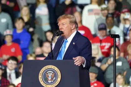 Republikáni i demokrati ostro kritizujú Trumpa pre výnimku zo sankcií voči Rusku
